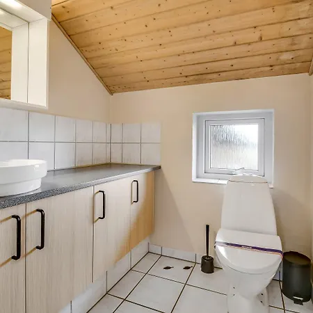 Дом отдыха With Pool, & Sauna Sj-942 Harboor